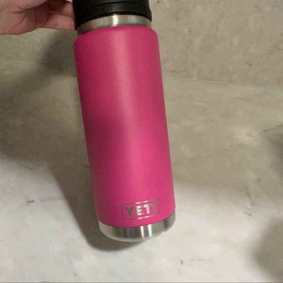 yeti bottle - Picture 3 of 8